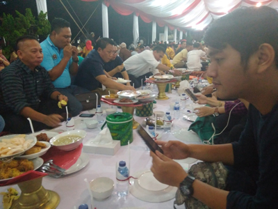 Hari Pers Nasional 2018 Diwarnai Tradisi Makan Bajamba